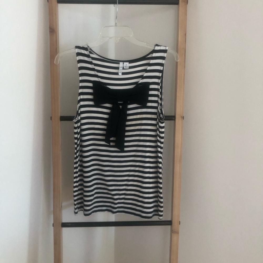 Black and white work tank